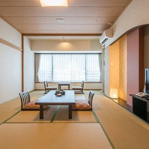 Japanese-Style Room